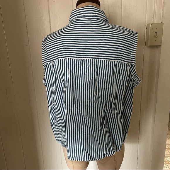 NEW LEVIS sz XL RUMI Sleeveless Striped Button Down Shirt Tied Front - Picture 3 of 8